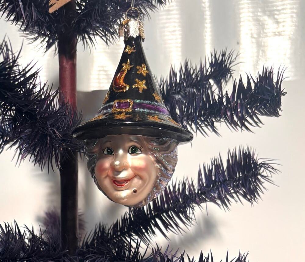 OWC Old World Christmas Halloween Kindly Witch Gray Hair Ornament 4”
